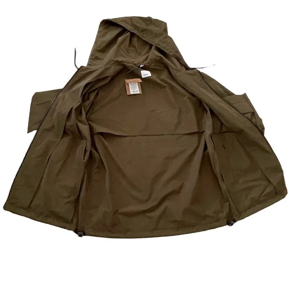 Burberry Everton Nylon Men's hooded Jacket, size 50,‎ 40 US, Oversized styling